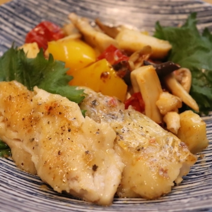 洋風なのにご飯が進む 鱈のムニエル バター醤油味 レシピ 作り方 By 髙橋菜里 管理栄養士 楽天レシピ 洋風なのにご飯が進む 鱈のムニエル バター醤油味 レシピ 作り方 By 髙橋菜里 管理栄養士 楽天レシピ